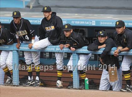 Thumbnail 3 in Chatsworth vs. San Fernando (CIF LACS D1 Final) photogallery.