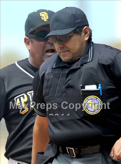 Thumbnail 2 in Chatsworth vs. San Fernando (CIF LACS D1 Final) photogallery.