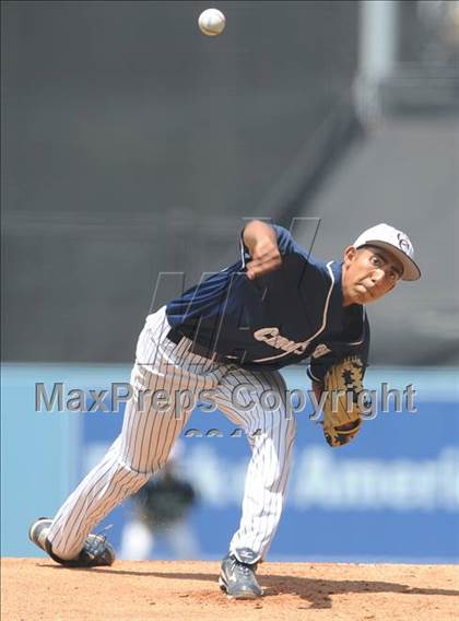 Thumbnail 3 in Chatsworth vs. San Fernando (CIF LACS D1 Final) photogallery.