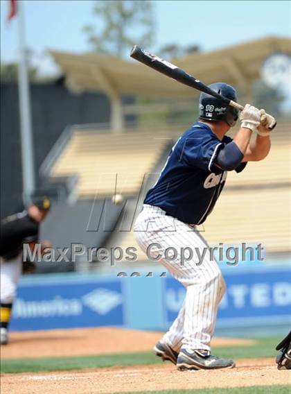 Thumbnail 1 in Chatsworth vs. San Fernando (CIF LACS D1 Final) photogallery.