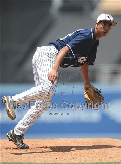 Thumbnail 3 in Chatsworth vs. San Fernando (CIF LACS D1 Final) photogallery.