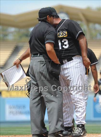 Thumbnail 2 in Chatsworth vs. San Fernando (CIF LACS D1 Final) photogallery.