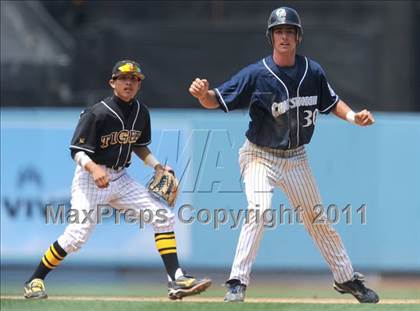 Thumbnail 3 in Chatsworth vs. San Fernando (CIF LACS D1 Final) photogallery.