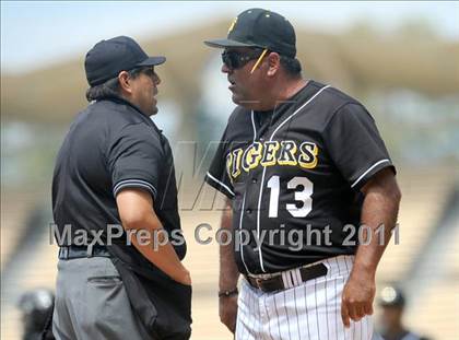 Thumbnail 1 in Chatsworth vs. San Fernando (CIF LACS D1 Final) photogallery.