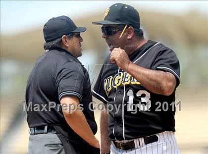 Thumbnail 2 in Chatsworth vs. San Fernando (CIF LACS D1 Final) photogallery.