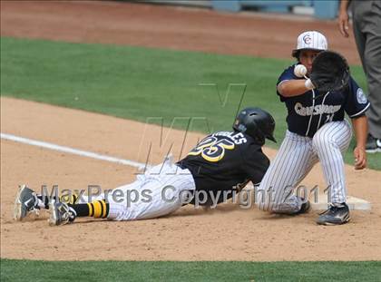 Thumbnail 1 in Chatsworth vs. San Fernando (CIF LACS D1 Final) photogallery.