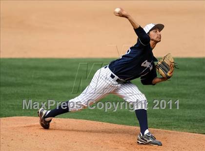 Thumbnail 1 in Chatsworth vs. San Fernando (CIF LACS D1 Final) photogallery.