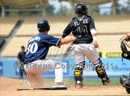 Thumbnail 3 in Chatsworth vs. San Fernando (CIF LACS D1 Final) photogallery.