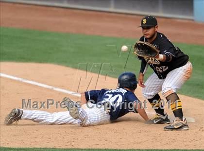 Thumbnail 1 in Chatsworth vs. San Fernando (CIF LACS D1 Final) photogallery.