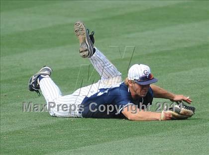 Thumbnail 2 in Chatsworth vs. San Fernando (CIF LACS D1 Final) photogallery.