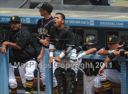 Thumbnail 1 in Chatsworth vs. San Fernando (CIF LACS D1 Final) photogallery.