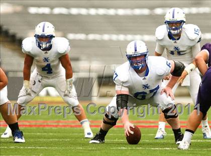 Thumbnail 1 in St. Xavier vs. Pickerington Central (Kirk Herbstreit National Kickoff Classic) photogallery.