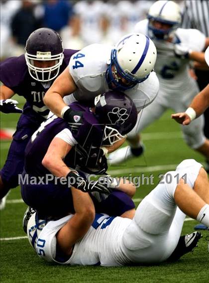 Thumbnail 1 in St. Xavier vs. Pickerington Central (Kirk Herbstreit National Kickoff Classic) photogallery.