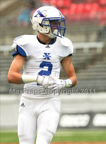 Thumbnail 3 in St. Xavier vs. Pickerington Central (Kirk Herbstreit National Kickoff Classic) photogallery.