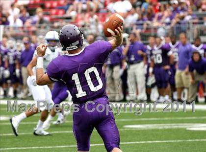 Thumbnail 1 in St. Xavier vs. Pickerington Central (Kirk Herbstreit National Kickoff Classic) photogallery.