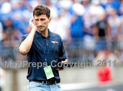 Thumbnail 2 in St. Xavier vs. Pickerington Central (Kirk Herbstreit National Kickoff Classic) photogallery.