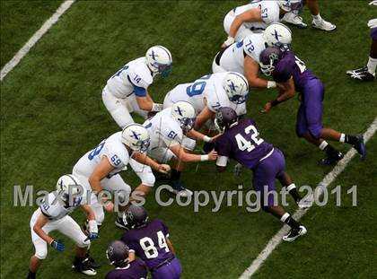 Thumbnail 3 in St. Xavier vs. Pickerington Central (Kirk Herbstreit National Kickoff Classic) photogallery.