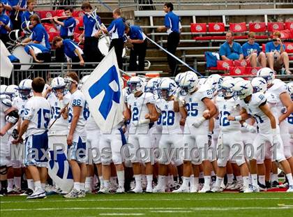 Thumbnail 2 in St. Xavier vs. Pickerington Central (Kirk Herbstreit National Kickoff Classic) photogallery.