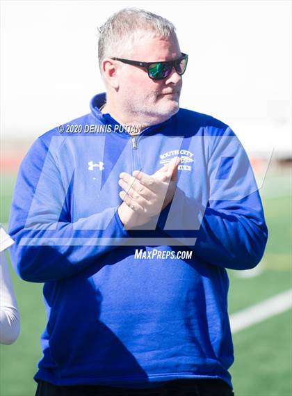 Thumbnail 2 in South San Francisco vs. Santa Cruz (CIF CCS D2 Final) photogallery.