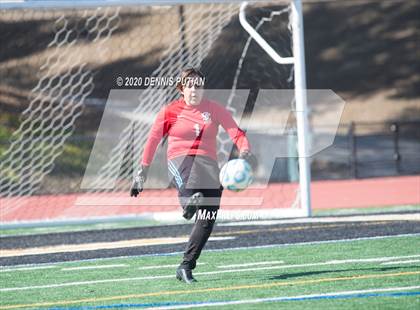 Thumbnail 2 in South San Francisco vs. Santa Cruz (CIF CCS D2 Final) photogallery.