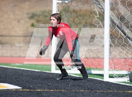Thumbnail 3 in South San Francisco vs. Santa Cruz (CIF CCS D2 Final) photogallery.