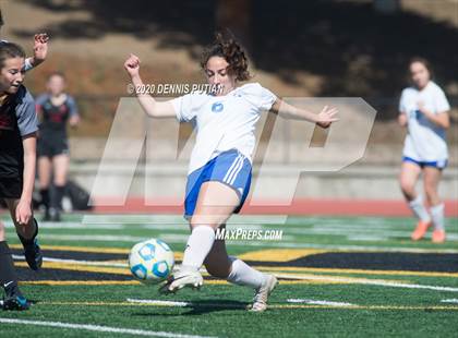 Thumbnail 2 in South San Francisco vs. Santa Cruz (CIF CCS D2 Final) photogallery.
