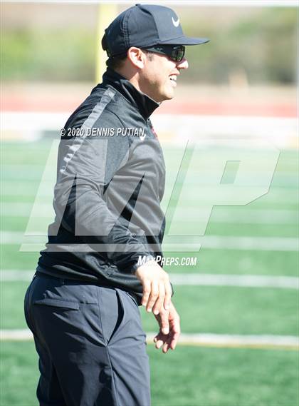 Thumbnail 2 in South San Francisco vs. Santa Cruz (CIF CCS D2 Final) photogallery.