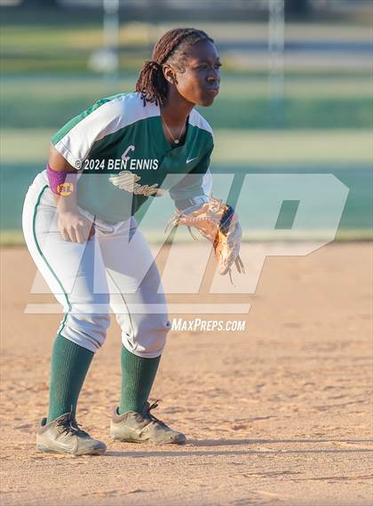 Thumbnail 1 in Harris County vs. Ola (GHSA 4A State Tournament) photogallery.