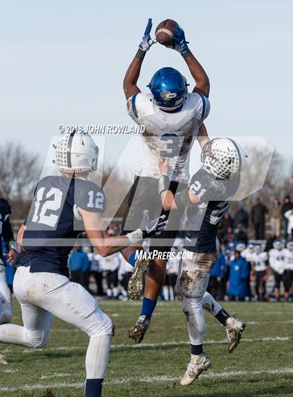 Thumbnail 3 in Phillips @ Cary-Grove (IHSA 6A Quarterfinal) photogallery.