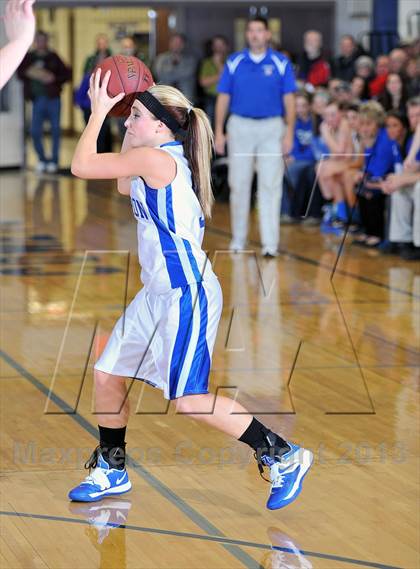 Thumbnail 3 in Cameron vs. Ladysmith photogallery.