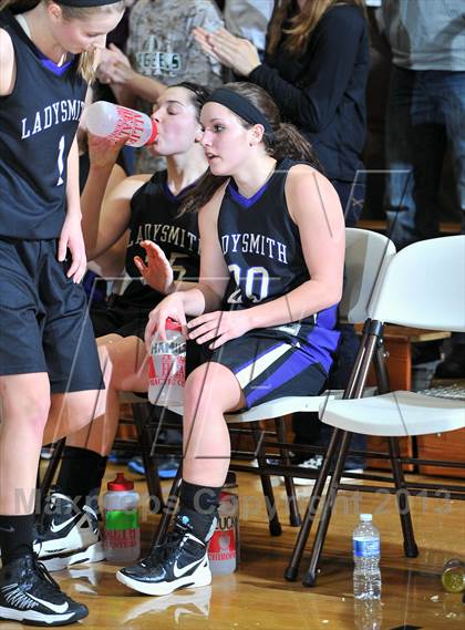 Thumbnail 2 in Cameron vs. Ladysmith photogallery.