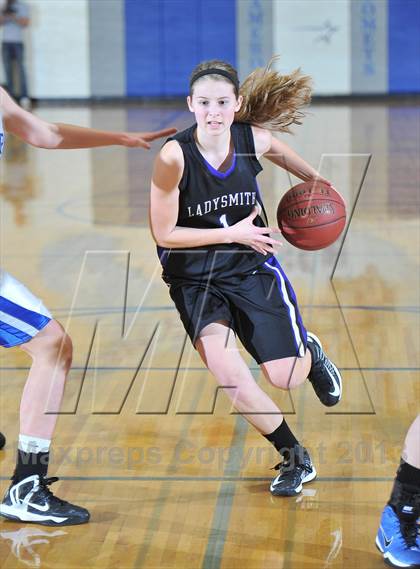 Thumbnail 2 in Cameron vs. Ladysmith photogallery.
