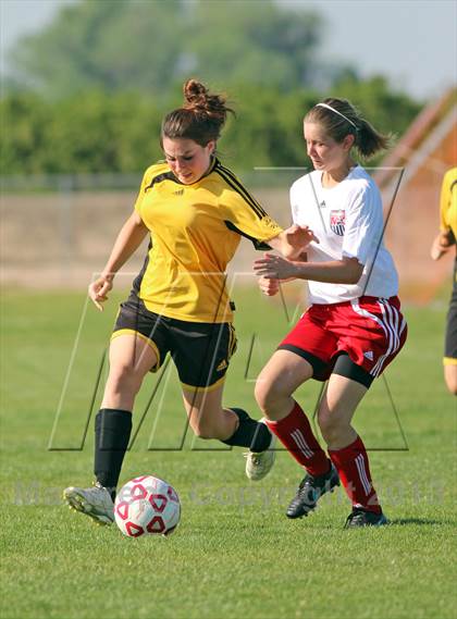 Thumbnail 3 in Hughson @ Modesto Christian photogallery.