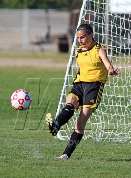 Thumbnail 1 in Hughson @ Modesto Christian photogallery.