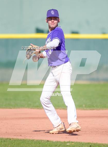 Thumbnail 2 in Central @ Cesar Chavez (D-Backs Chase Your Dreams Baseball Classic) photogallery.