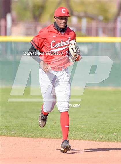 Thumbnail 1 in Central @ Cesar Chavez (D-Backs Chase Your Dreams Baseball Classic) photogallery.