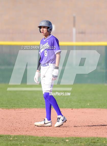 Thumbnail 2 in Central @ Cesar Chavez (D-Backs Chase Your Dreams Baseball Classic) photogallery.
