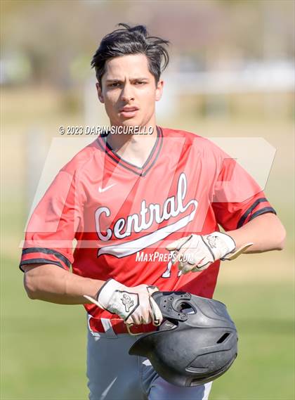Thumbnail 3 in Central @ Cesar Chavez (D-Backs Chase Your Dreams Baseball Classic) photogallery.