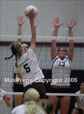 Thumbnail 3 in St. Francis vs Woodcreek (NorCal Playoffs) photogallery.