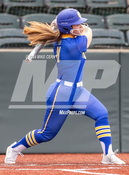Thumbnail 3 in Olathe South @ Shawnee Mission Northwest photogallery.