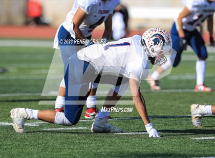 Thumbnail 2 in Strathmore vs Bell Gardens (CIF Div 7-A State Final)  photogallery.