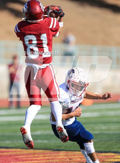 Thumbnail 1 in Strathmore vs Bell Gardens (CIF Div 7-A State Final)  photogallery.
