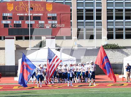 Thumbnail 2 in Strathmore vs Bell Gardens (CIF Div 7-A State Final)  photogallery.
