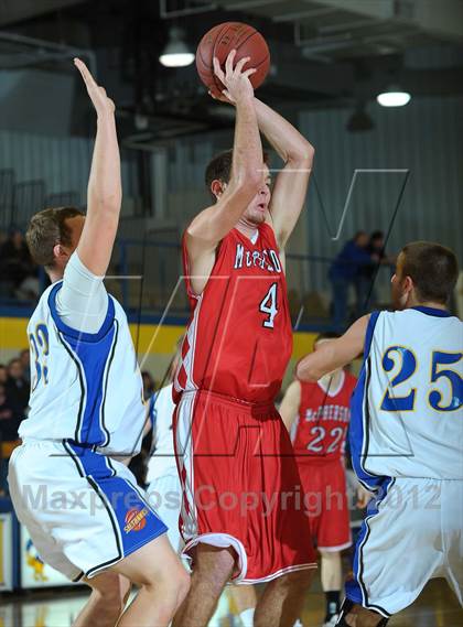 Thumbnail 2 in Hutchinson vs. McPherson photogallery.