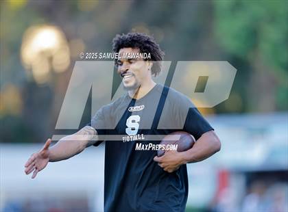 Thumbnail 1 in Salesian @ Harvard-Westlake photogallery.