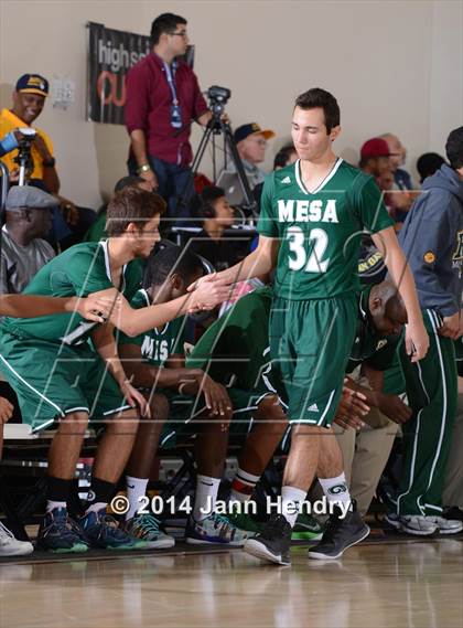 Thumbnail 2 in Murrieta Mesa vs JW North (MaxPreps Holiday Classic) photogallery.