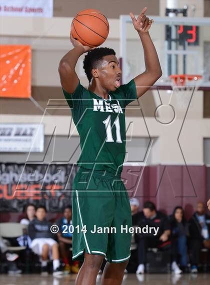 Thumbnail 3 in Murrieta Mesa vs JW North (MaxPreps Holiday Classic) photogallery.