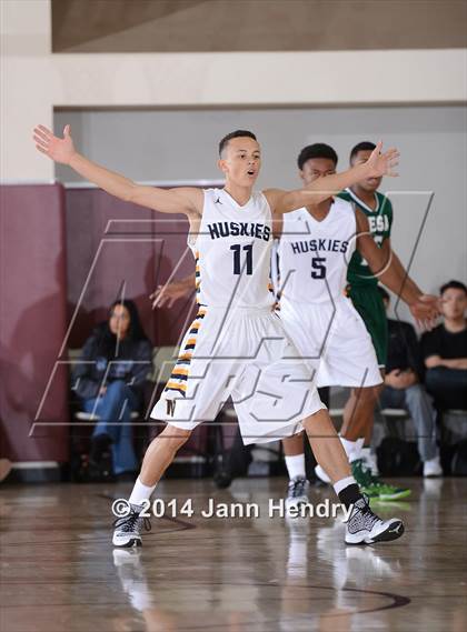 Thumbnail 2 in Murrieta Mesa vs JW North (MaxPreps Holiday Classic) photogallery.