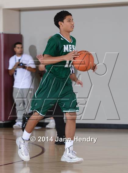 Thumbnail 1 in Murrieta Mesa vs JW North (MaxPreps Holiday Classic) photogallery.