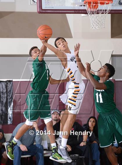 Thumbnail 3 in Murrieta Mesa vs JW North (MaxPreps Holiday Classic) photogallery.